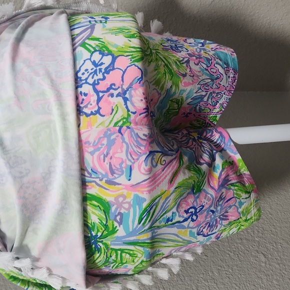 Lilly Pulizter Lilly Loves Hawaii Jarrett Romper - Picture 7 of 7